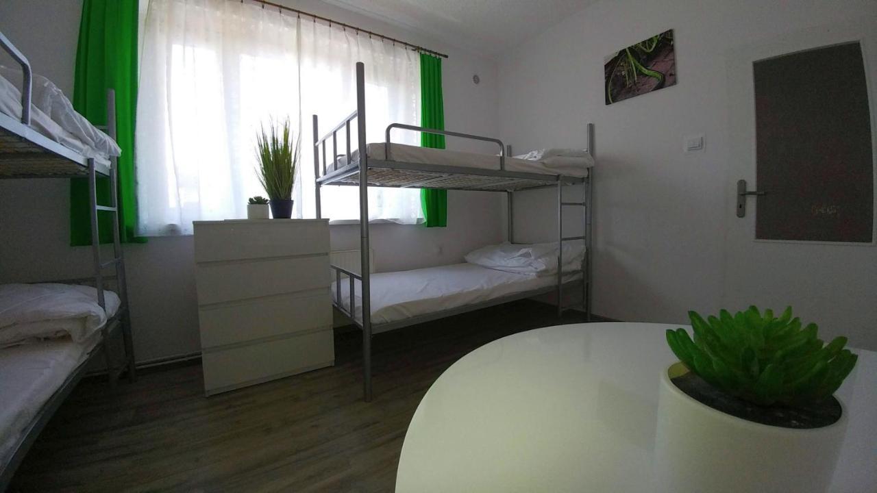 Noclegi U Radka Hostel Sadlinki Exterior foto